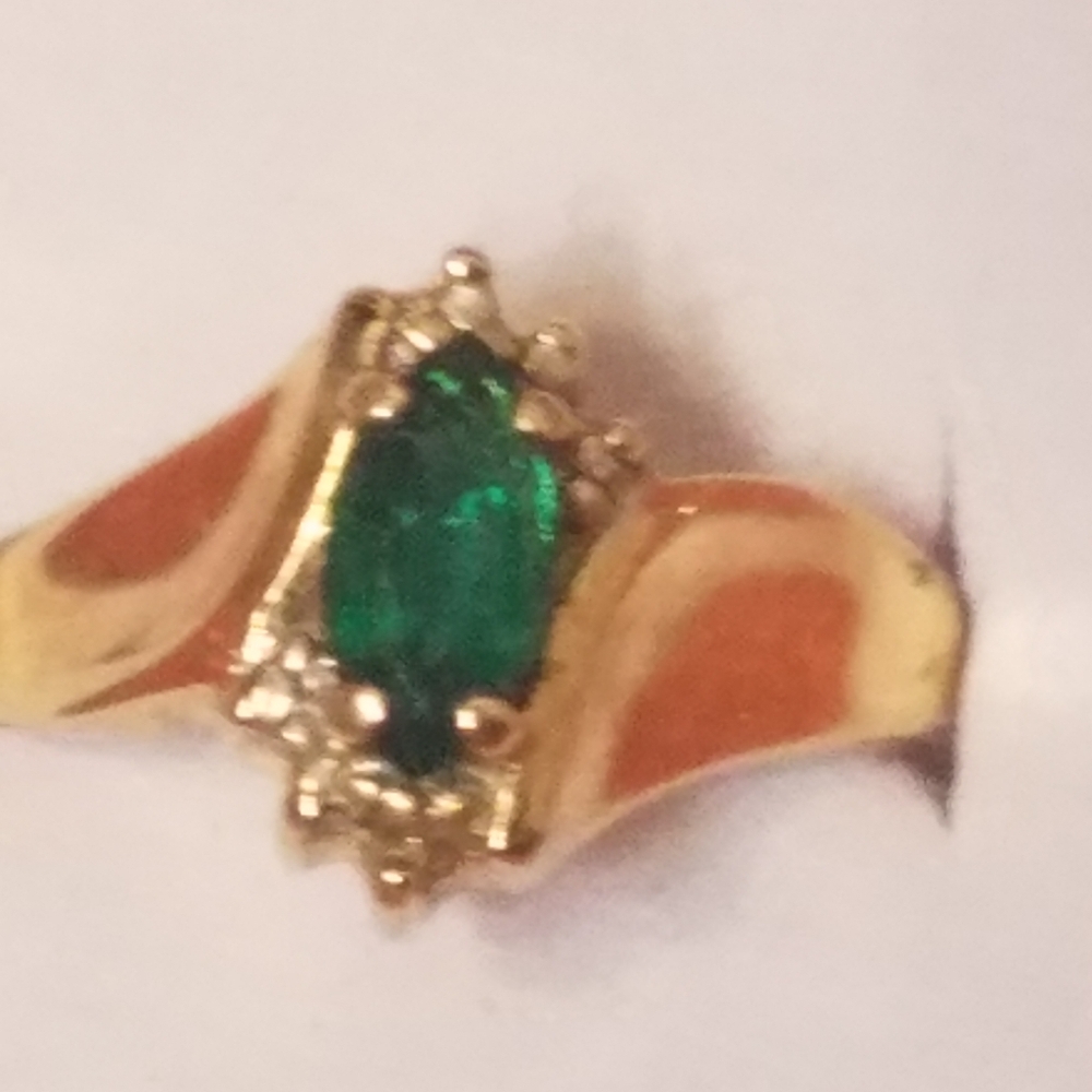 Lab Created Emerald Ring - Picture 5 of 7
